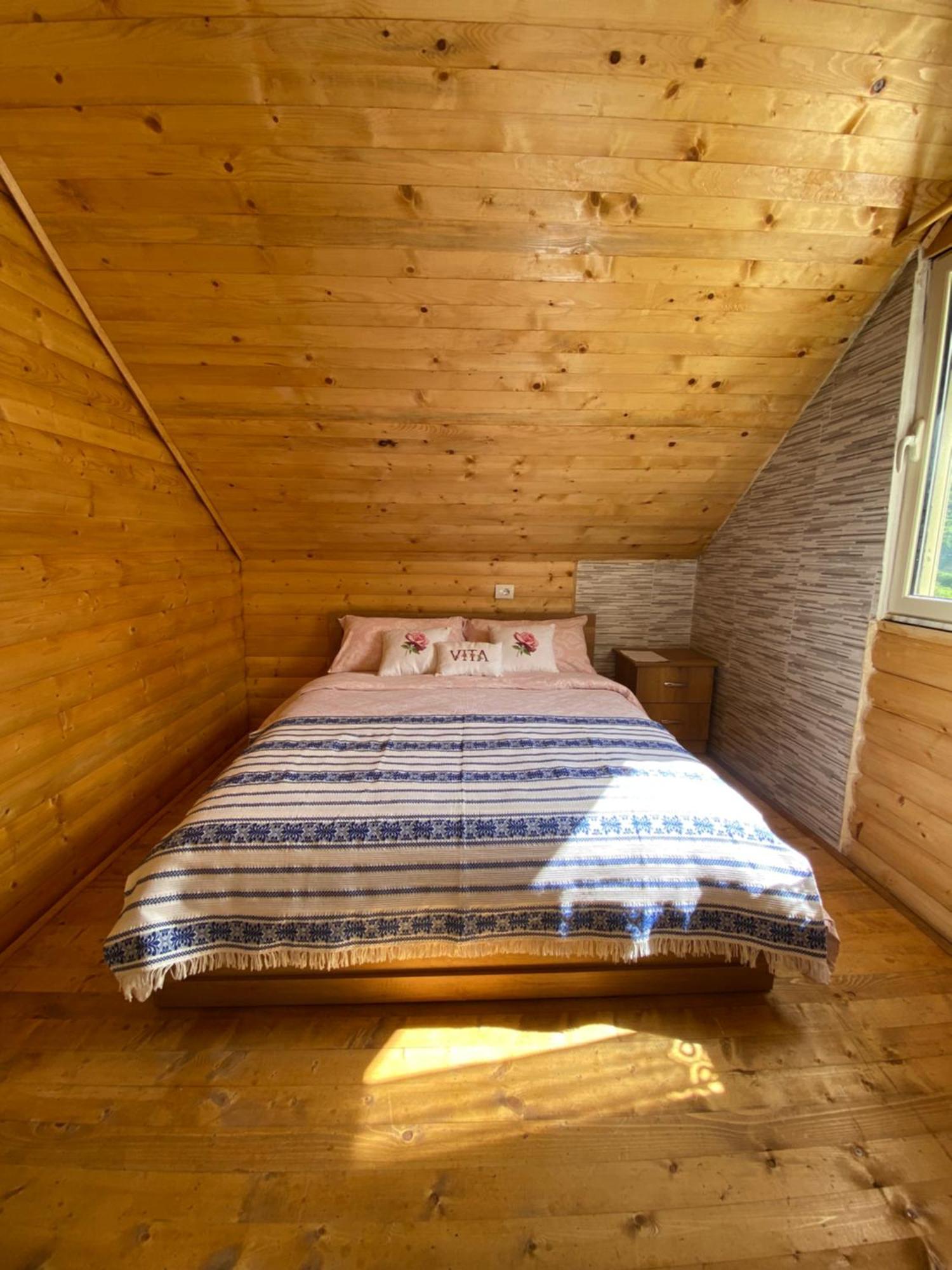 Vita Guesthouse Bajram Curri Kültér fotó