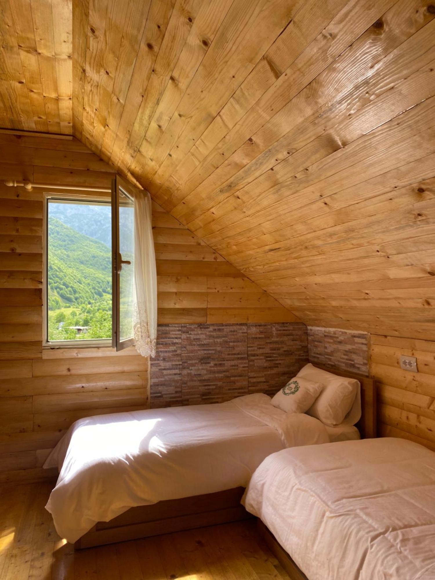 Vita Guesthouse Bajram Curri Kültér fotó