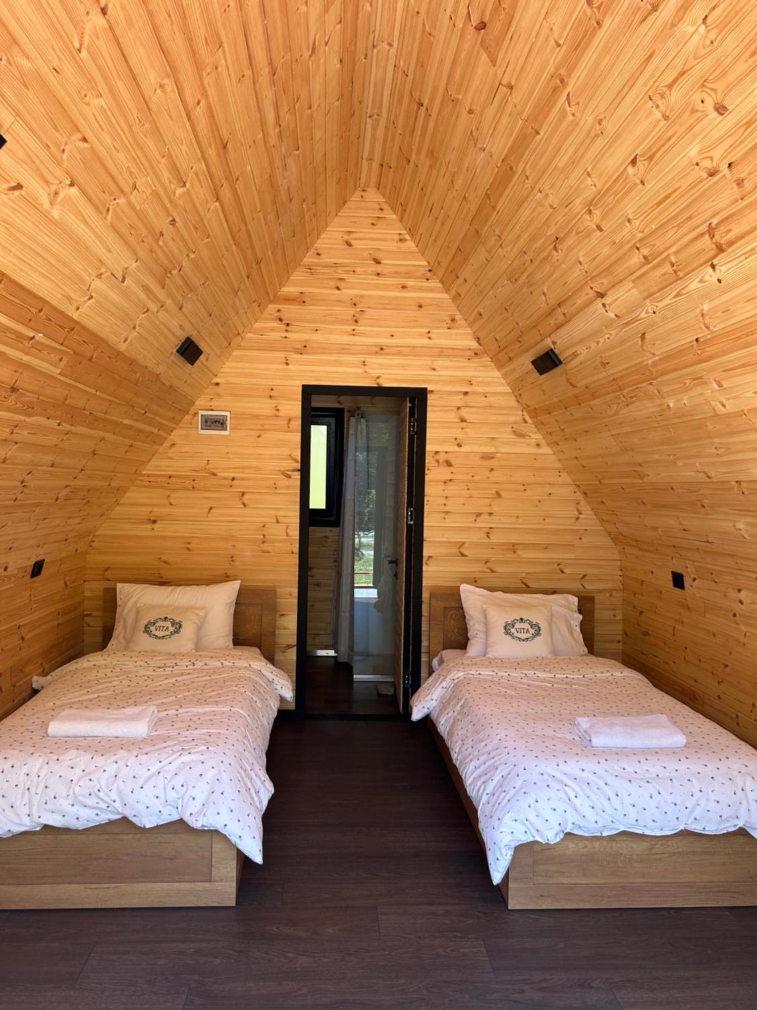 Vita Guesthouse Bajram Curri Kültér fotó