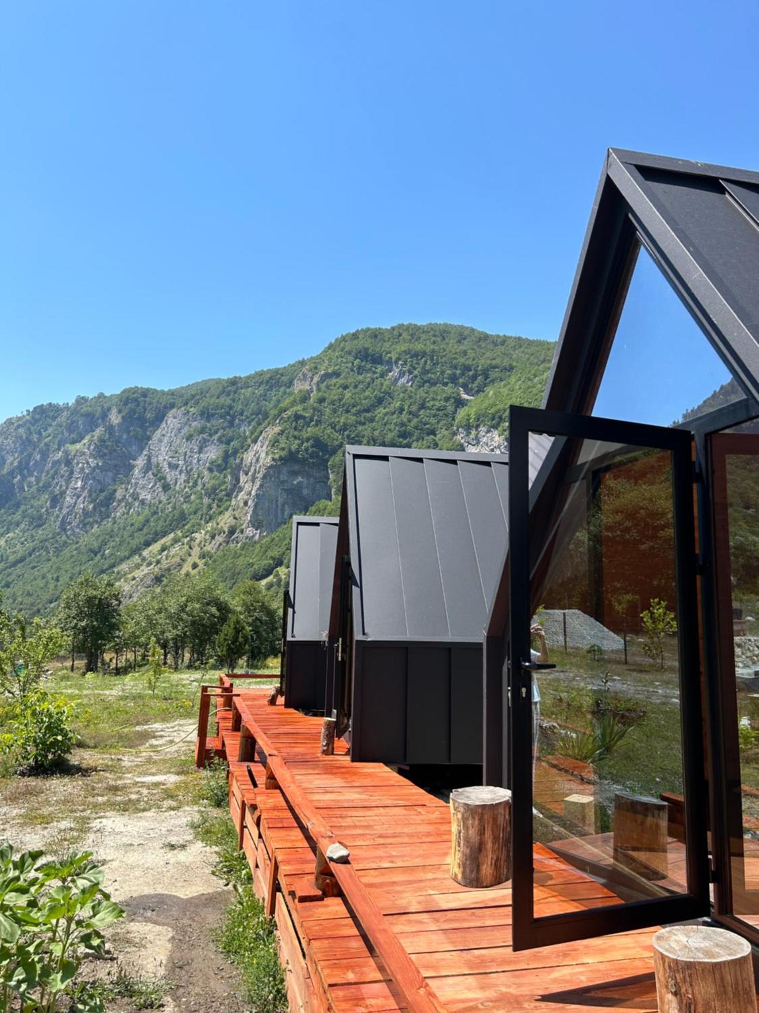 Vita Guesthouse Bajram Curri Kültér fotó